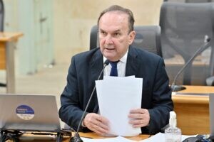 Nelter Queiroz articula debate sobre Hospital Universitário em Caicó e critica falhas da gestão Fátima Bezerra