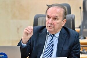 Deputado Nelter Queiroz renova cobrança por conclusão da adutora de São José do Seridó