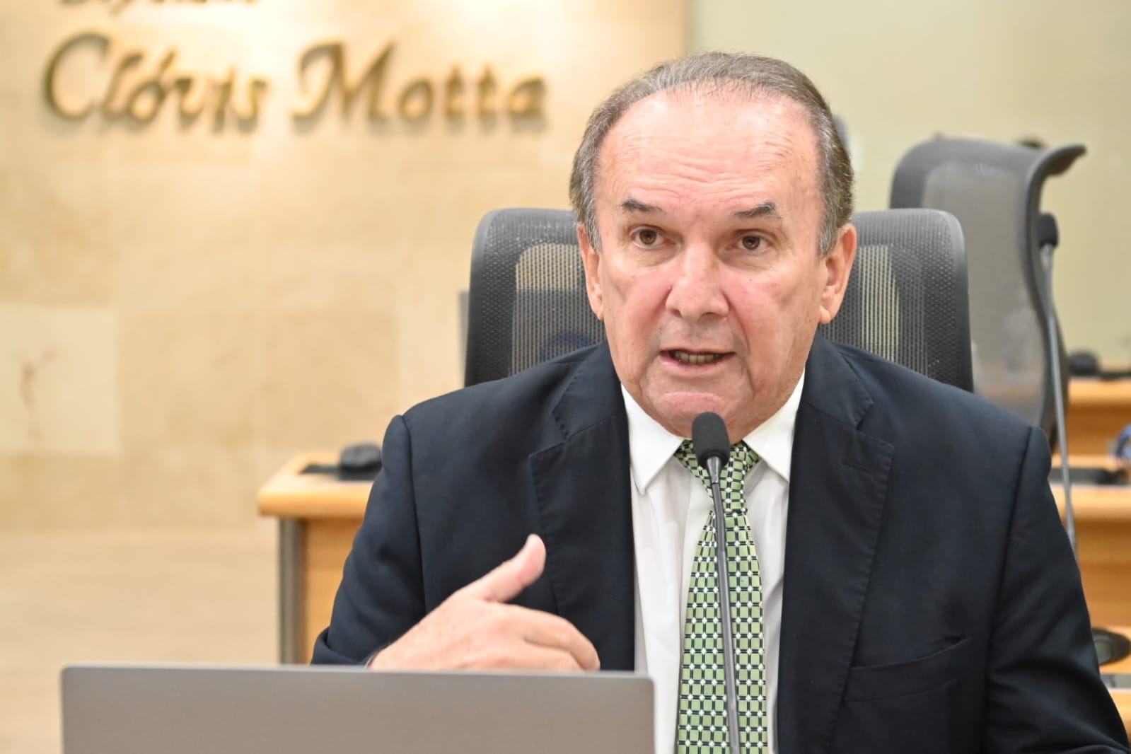 Nelter Queiroz anuncia retomada de obras na Serra de João do Vale e cobra ações do Governo do RN