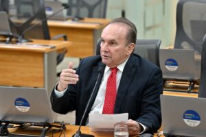 Nelter Queiroz cobra agilidade do Governo do Estado na conclusão da Estrada da Produção