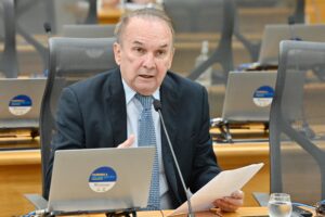 Nelter Queiroz critica cobrança de ICMS sobre energia solar e cobra solução para ex-funcionários da Interbrasil