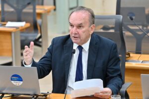 Nelter Queiroz defende diálogo entre órgãos fiscalizadores e pescadores, e pleiteia novos investimentos federais para o RN