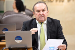 Nelter Queiroz pede agilidade na conclusão nas obras de ancoragem das comportas da Barragem Passagem das Traíras