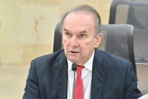 Nelter Queiroz propõe criação do Dia Estadual dos Secretários Municipais de Saúde no RN