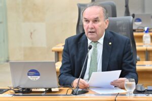 Nelter Queiroz cobra melhorias em rodovias do RN e parabeniza nova presidente do CREMERN