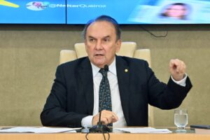 Nelter Queiroz apresenta projeto para impedir negativa de atendimento por falta de aplicativo ou internet nos planos de saúde