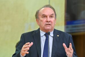 Na Assembleia, Nelter Queiroz defende governo parceiro de quem trabalha e gera empregos no RN