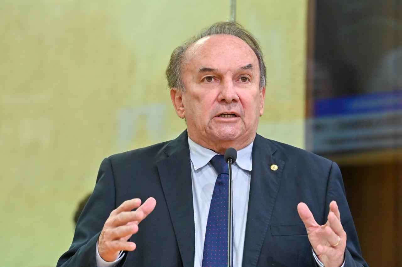 Na Assembleia, Nelter Queiroz defende governo parceiro de quem trabalha e gera empregos no RN