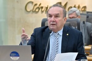 Nelter Queiroz repercute polêmica envolvendo Aeroporto de Caicó, cobra isenção da tarifa de água para moradores de agrovila em Jucurutu e destaca agenda no recesso parlamentar
